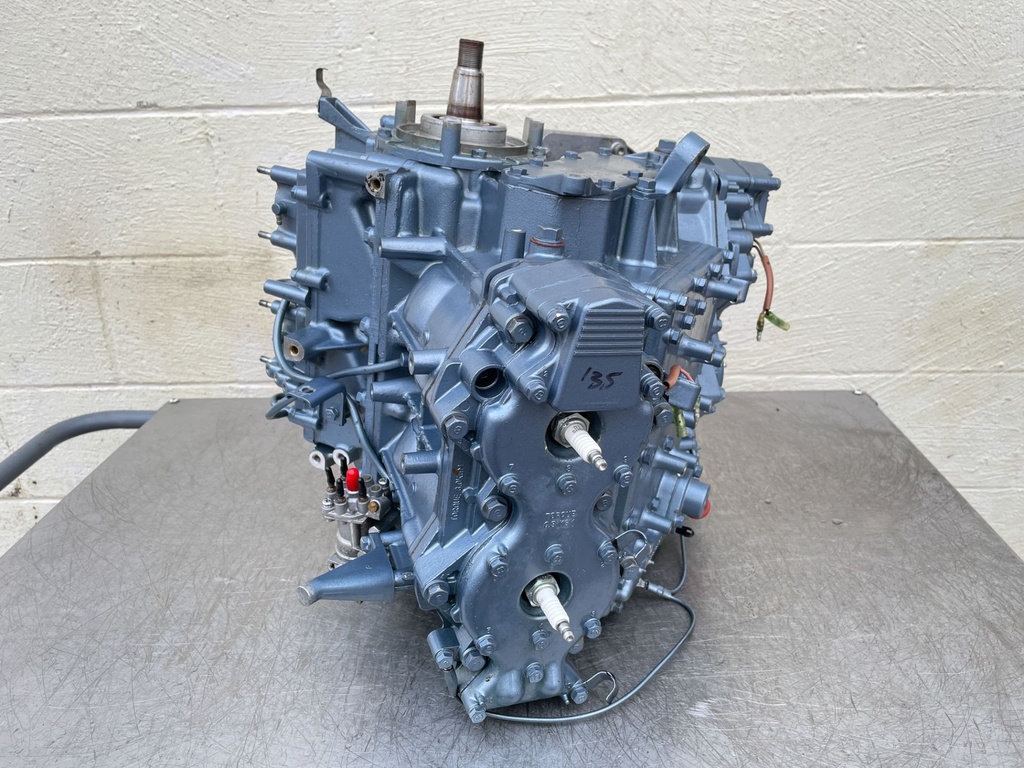 1989 Yamaha 130 HP 2 Stroke Outboard Powerhead 6L1-W0090-02-EK OEM