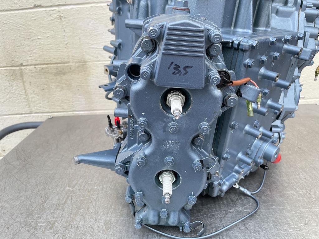 1989 Yamaha 130 HP 2 Stroke Outboard Powerhead 6L1-W0090-02-EK OEM