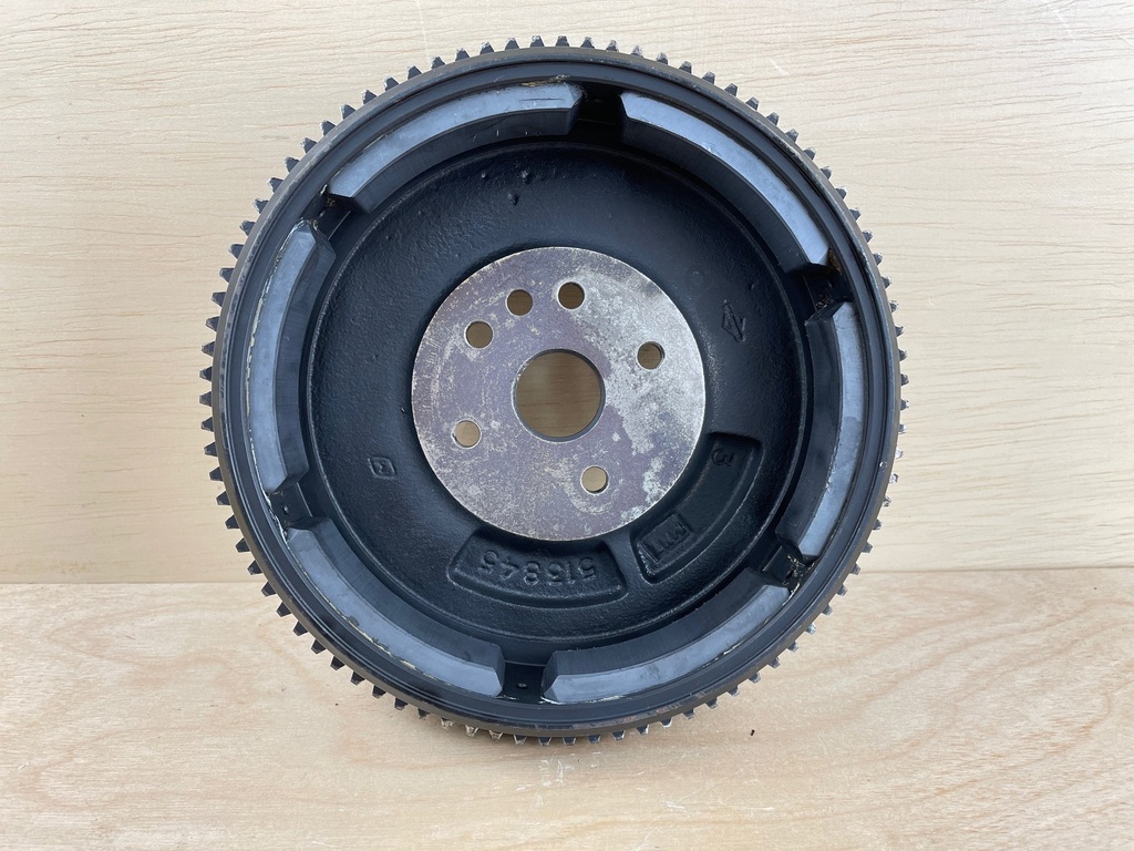 1999 Johnson Evinrude 90HP 2 Stroke Flywheel Assembly 513845