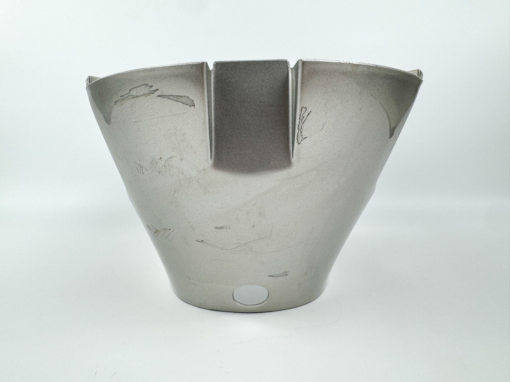 2006 Honda 50 HP 4 Stroke Outboard Lower Apron Cover 63701-ZV5-010ZA OEM