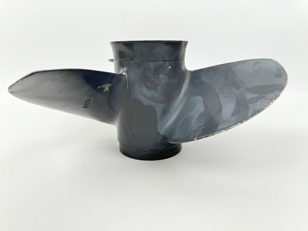 2006 Honda 50 HP 4 Stroke Outboard Propeller Prop 11 1/2" x 14.5P 3 Blade