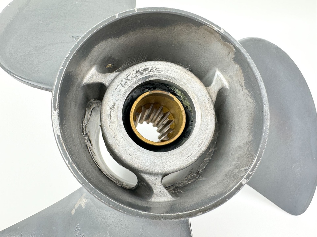 2006 Honda 50 HP 4 Stroke Outboard Propeller Prop 11 1/2" x 14.5P 3 Blade