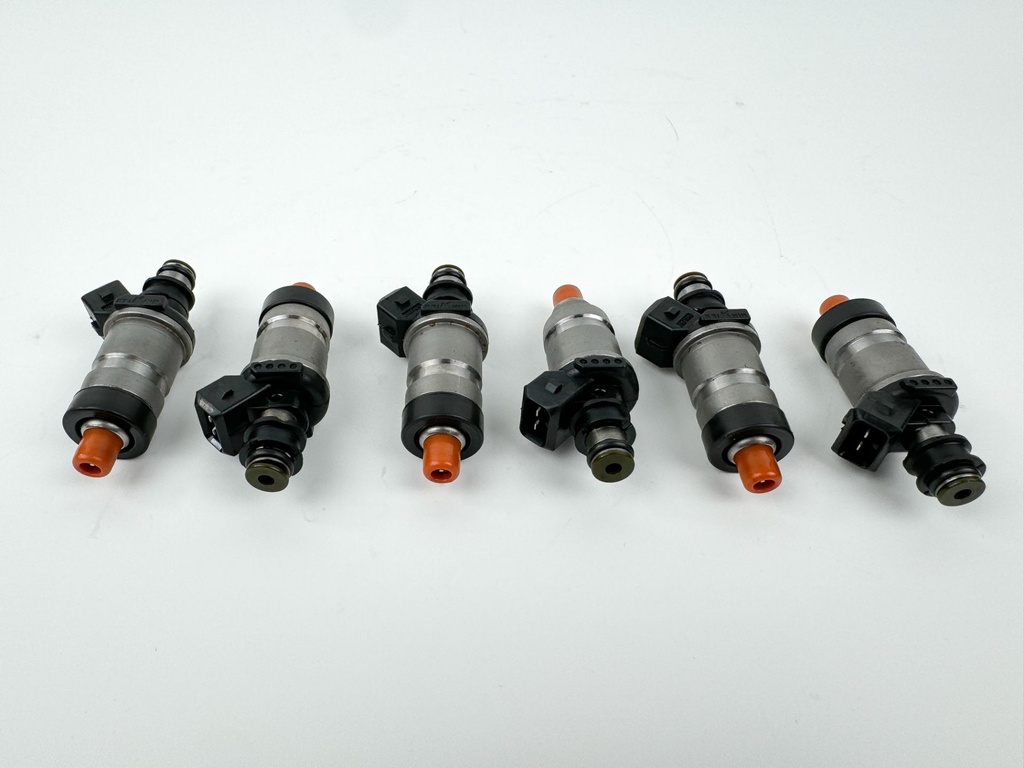 1999 Mercury 200 HP 2 Stroke Outboard Fuel Injector Set 18715 OEM