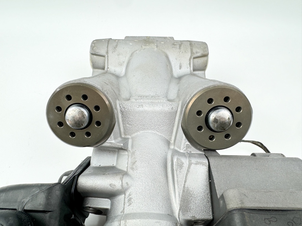 2014 Suzuki 175 HP 4 Stroke Outboard Power Trim Tilt Unit 48503-96J05 OEM