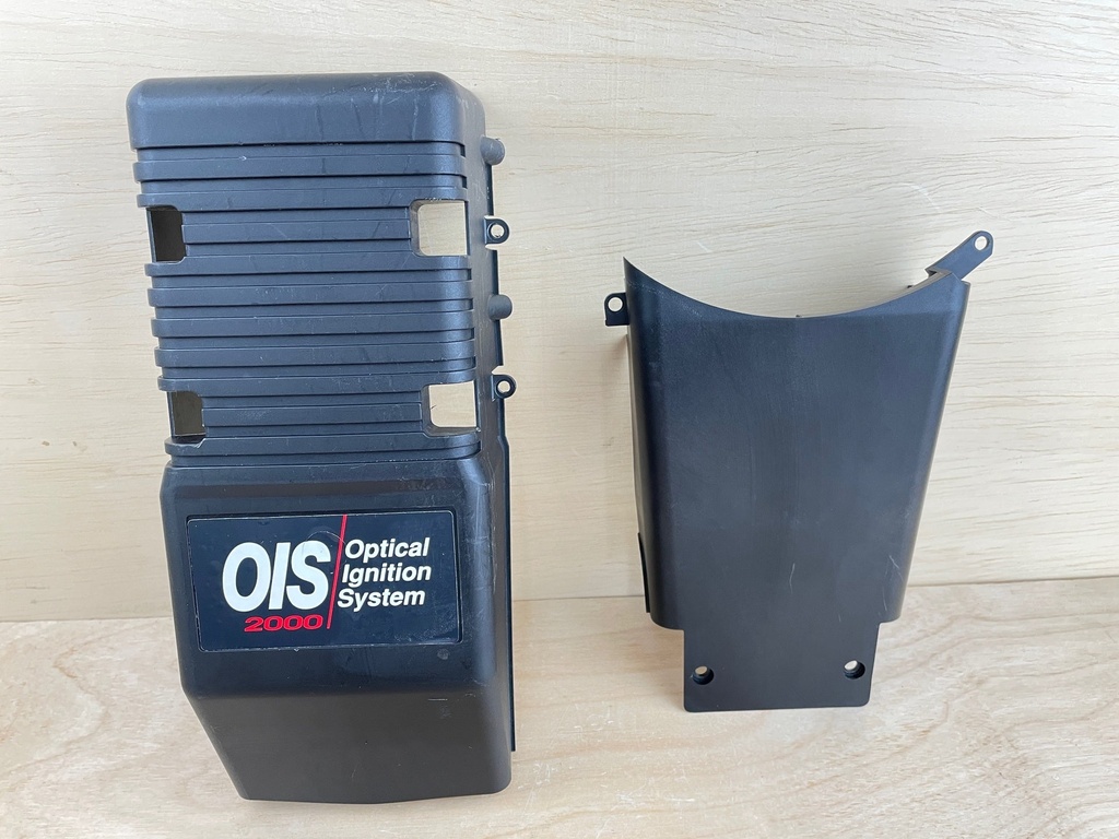 2001 Johnson Evinrude 115HP Outboard 2 Stroke Power Pack Cover 0514288