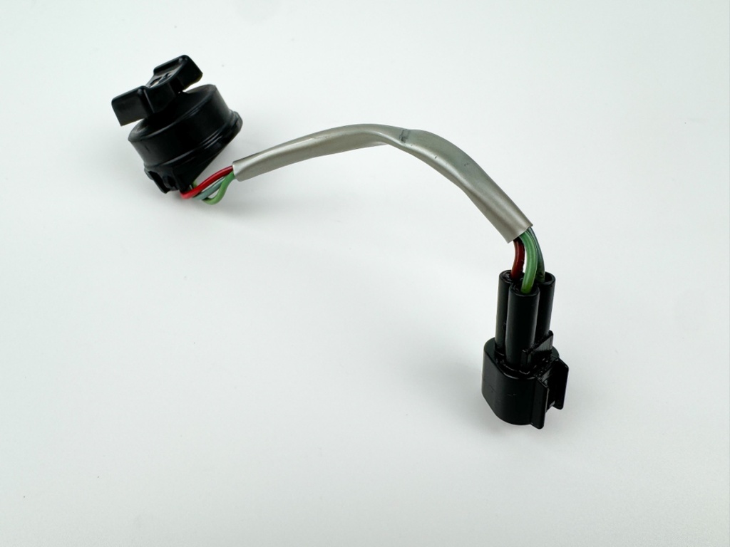 2001 Yamaha 200 HP 2 Stroke Outboard Trim Switch 6R3-82563-01-00 OEM