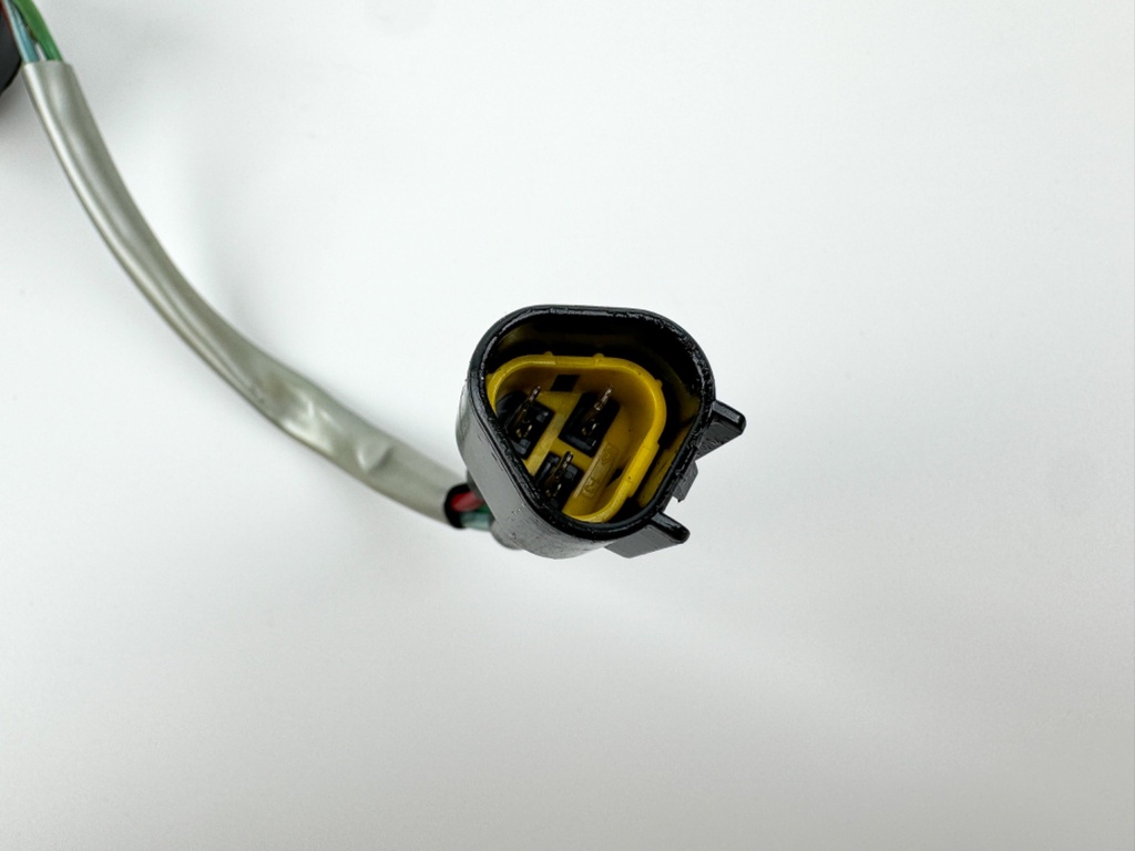 2001 Yamaha 200 HP 2 Stroke Outboard Trim Switch 6R3-82563-01-00 OEM