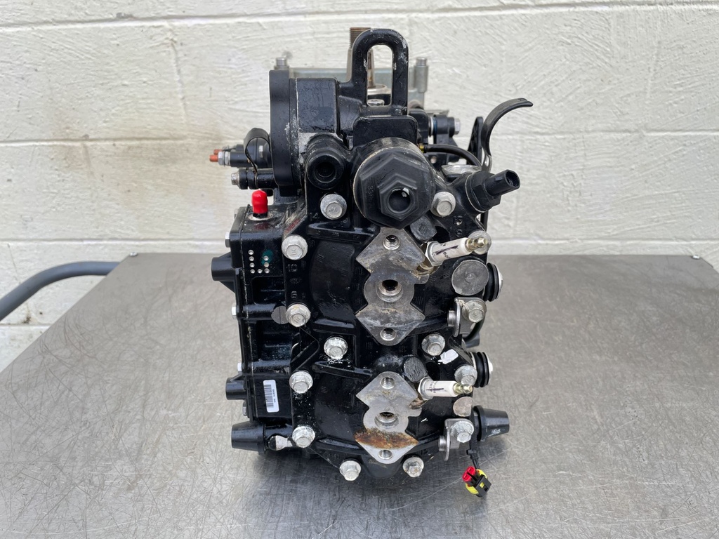 2012 Evinrude 50 HP 2 Stroke Outboard Powerhead 5007396 OEM