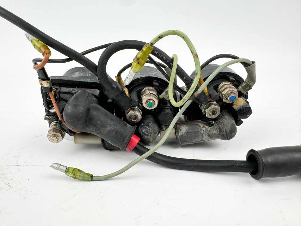 2005 Yamaha 150 HP 2 Stroke Outboard Trim Tilt Relay 6E5-81950-00-00 OEM