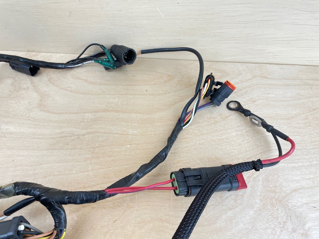 2001 Evinrude 115HP Outboard 2 Stroke Engine Wire Harness Assembly 0584762