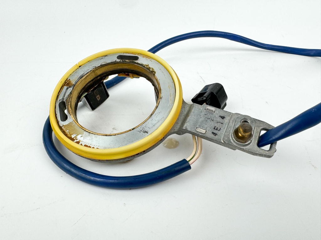 2005 Yamaha 150 HP 2 Stroke Outboard Coil Pulser 64D-85580-00-00 OEM