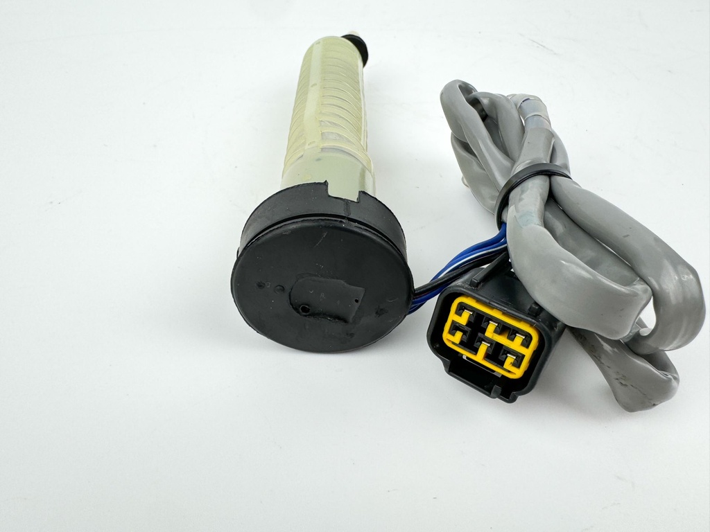 2005 Yamaha 150 HP 2 Stroke Outboard Oil Level Sensor 6R3-85730-04-00 OEM