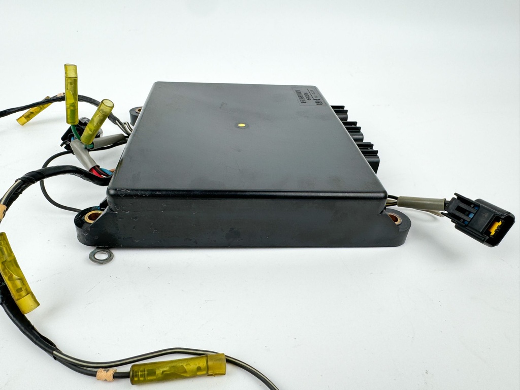 2005 Yamaha 150 HP 2 Stroke Outboard C.D.I CDI Assembly 64D-85540-01-00 OEM