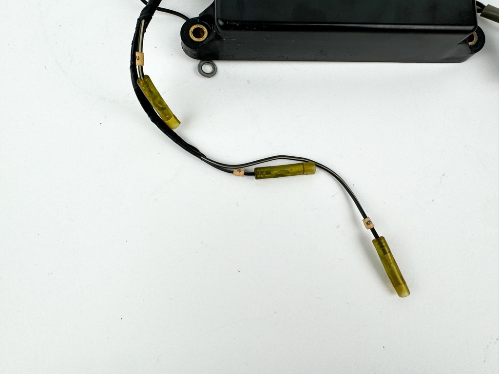 2005 Yamaha 150 HP 2 Stroke Outboard C.D.I CDI Assembly 64D-85540-01-00 OEM