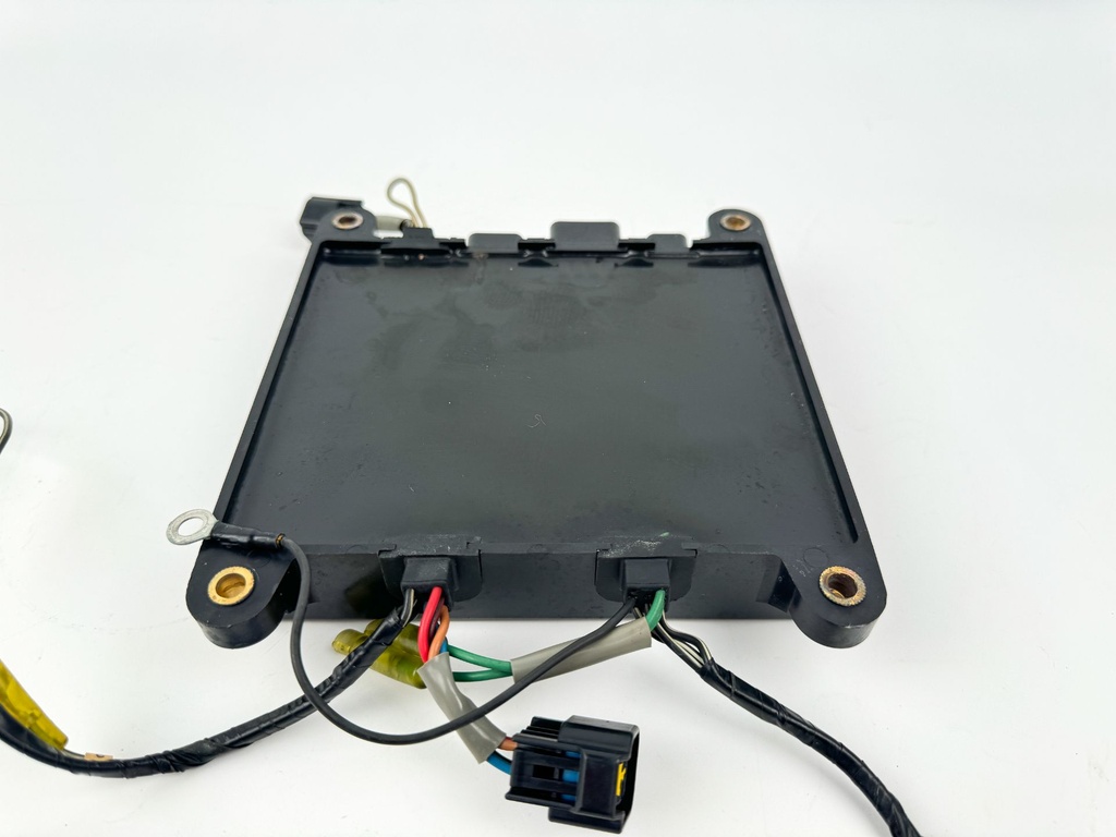 2005 Yamaha 150 HP 2 Stroke Outboard C.D.I CDI Assembly 64D-85540-01-00 OEM