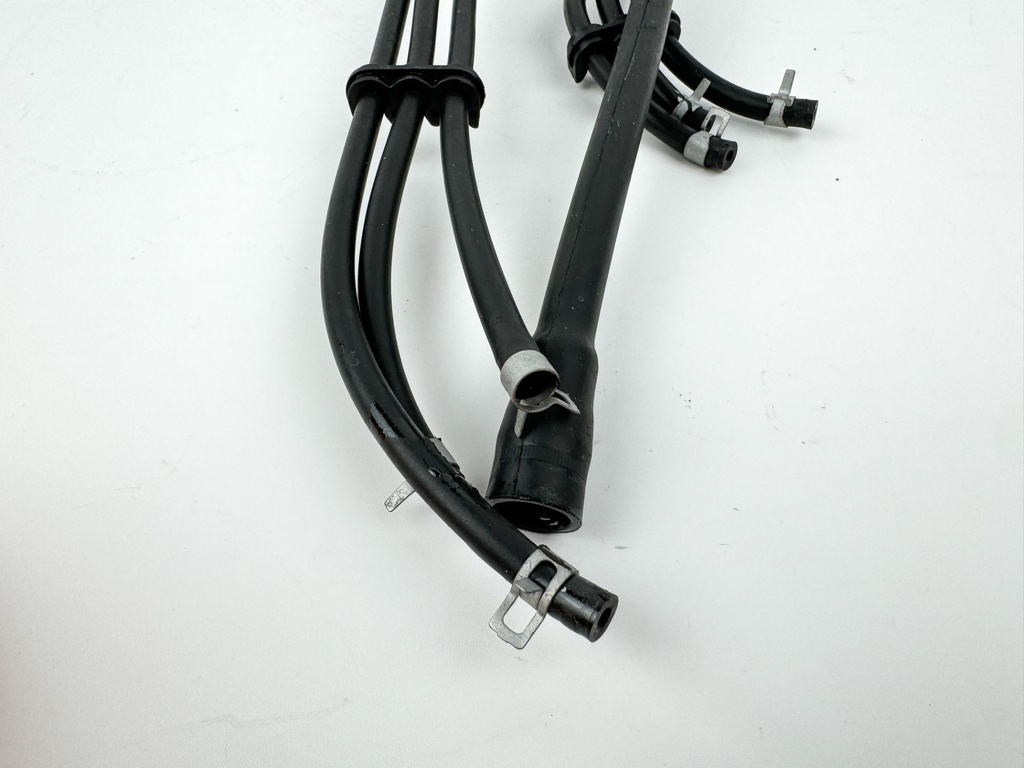 2005 Yamaha 150 HP 2 Stroke Outboard Oil Pump 6R4-13200-02-00 OEM