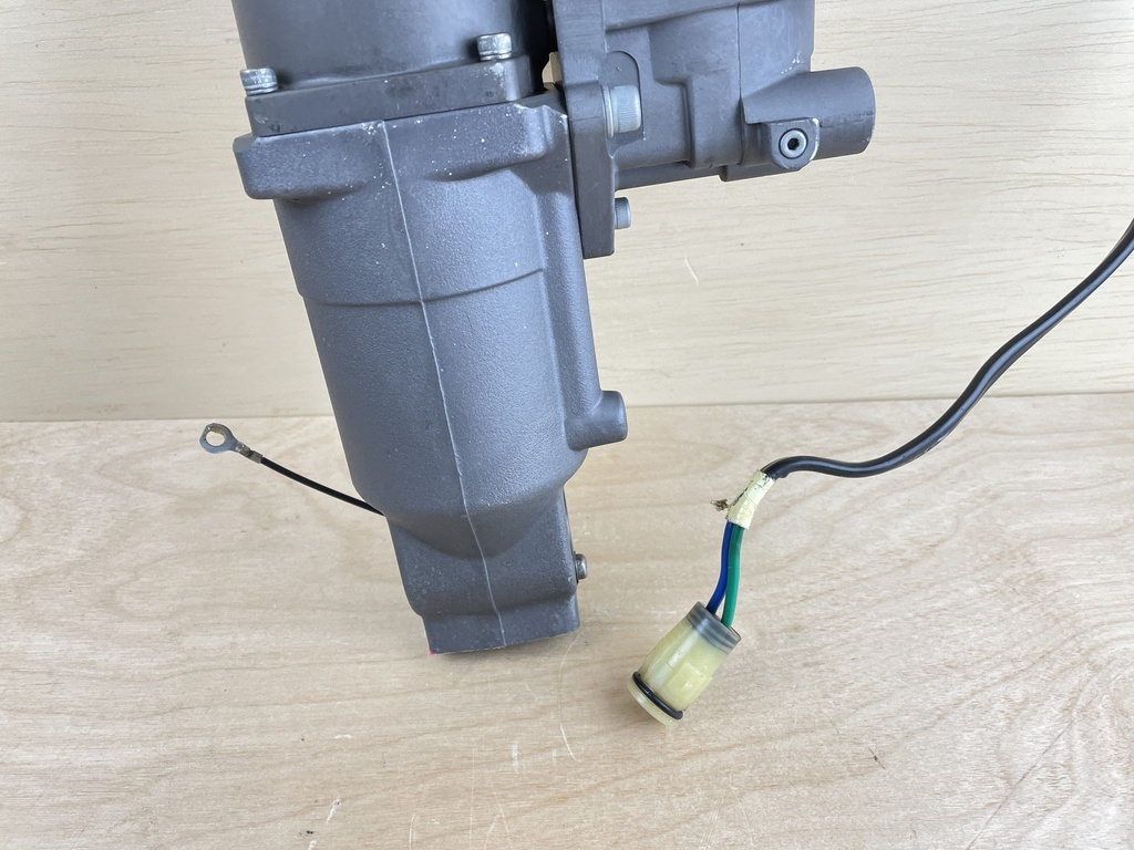 2011 Suzuki 90HP DF90A Outboard Power Trim & Tilt Assembly 48000-87L00