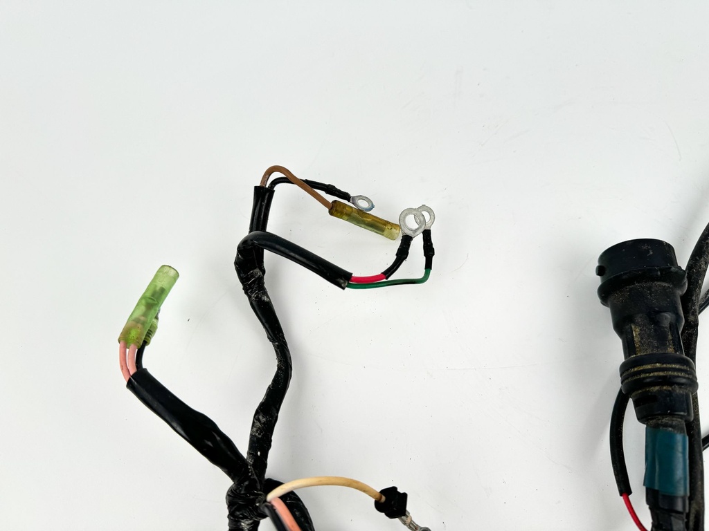 1987 Yamaha 90 HP 2 Stroke Outboard Engine Wire Harness 688-82590-11-00 OEM