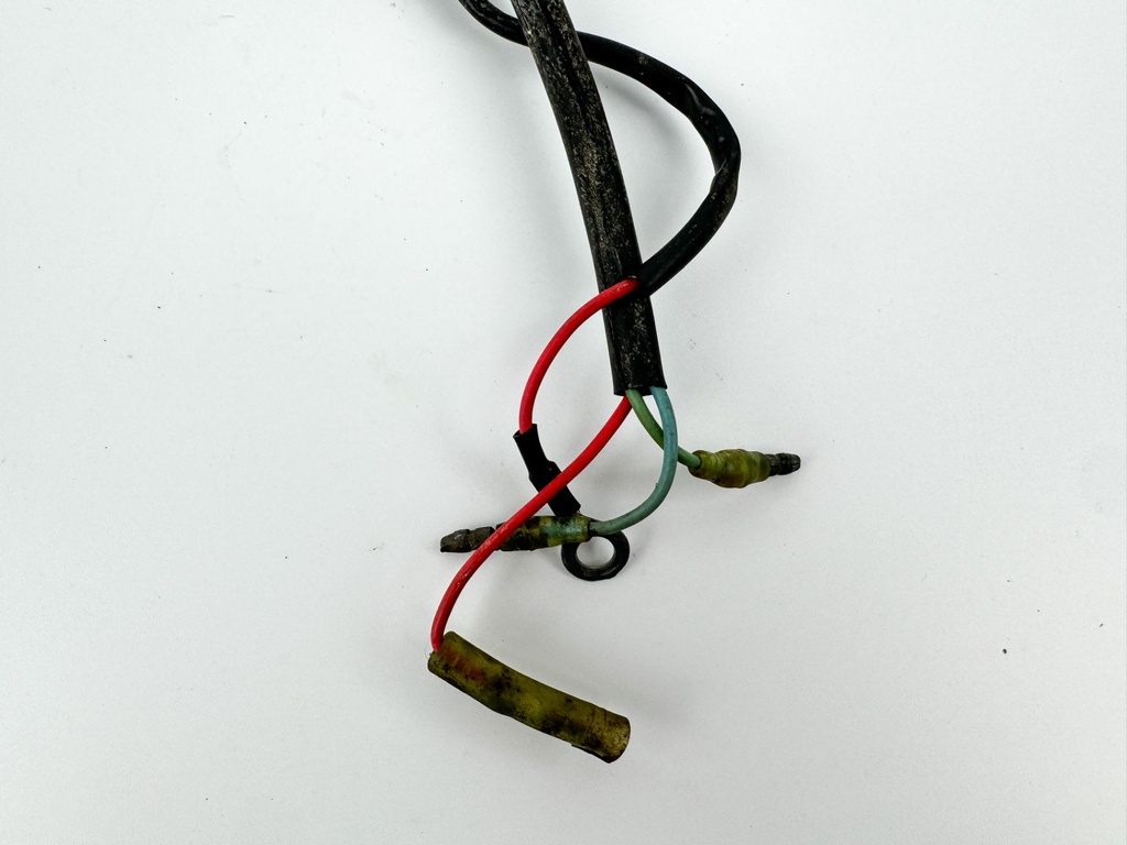 1987 Yamaha 90 HP 2 Stroke Outboard Engine Wire Harness 688-82590-11-00 OEM