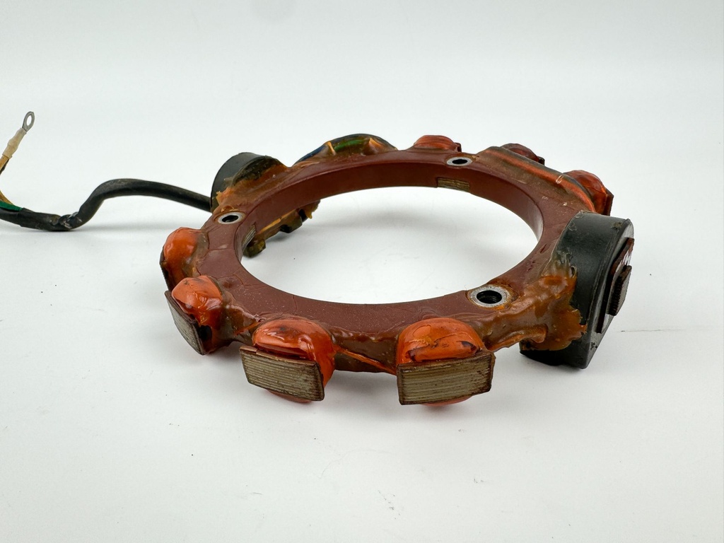 1987 Yamaha 90 HP 2 Stroke Outboard Stator Assembly 688-85510-11-00 OEM