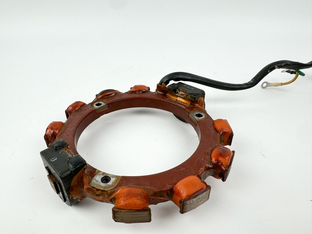 1987 Yamaha 90 HP 2 Stroke Outboard Stator Assembly 688-85510-11-00 OEM