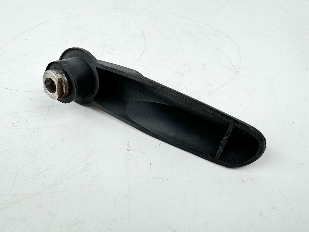 Evinrude Etec 40 50 60 75 90 2 Stroke Cowling Latch Handle 5005291