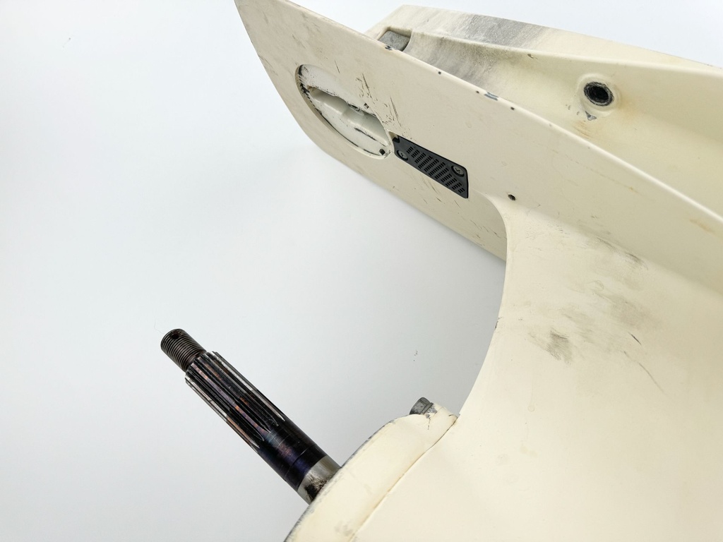 2002-2011 Suzuki 140 HP 4 Stroke Outboard 25" XL Lower Unit Gear Case RH