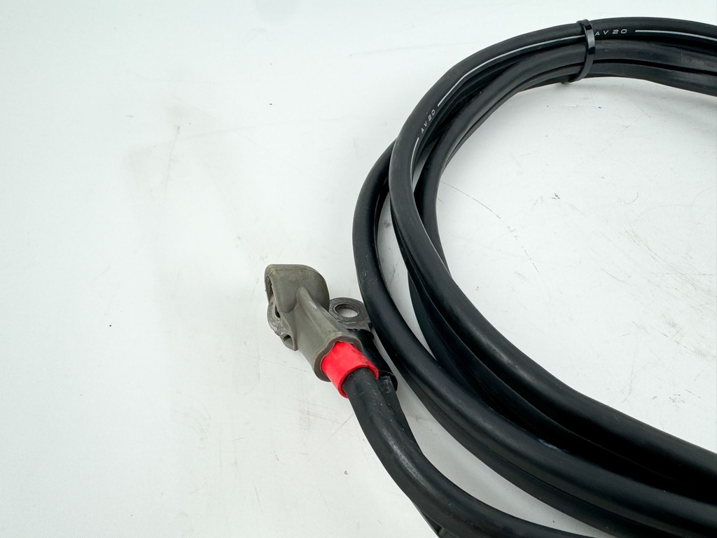 2003 Suzuki 140 HP 4 Stroke Outboard Battery Cables 33810-90J30 OEM