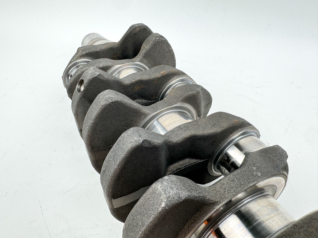 2003 Suzuki 140 HP 4 Stroke Outboard Crankshaft 12220-99L00 OEM