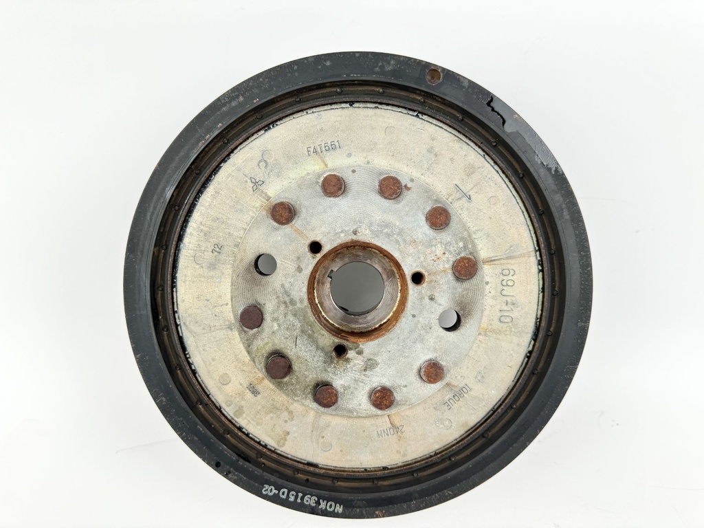 2004 Yamaha 200 HP 4 Stroke Outboard Flywheel Rotor 69J-81450-10-00 OEM