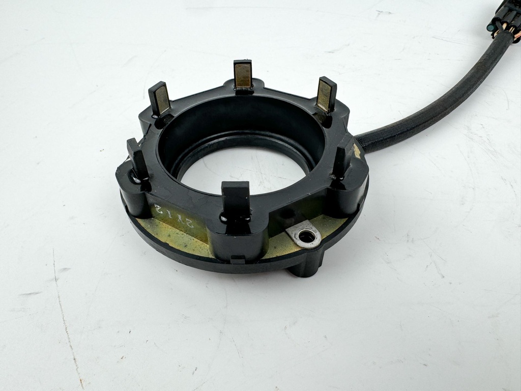 2003 Yamaha 200 HP 2 Stroke Outboard Coil Pulser 68F-85580-00-00 OEM