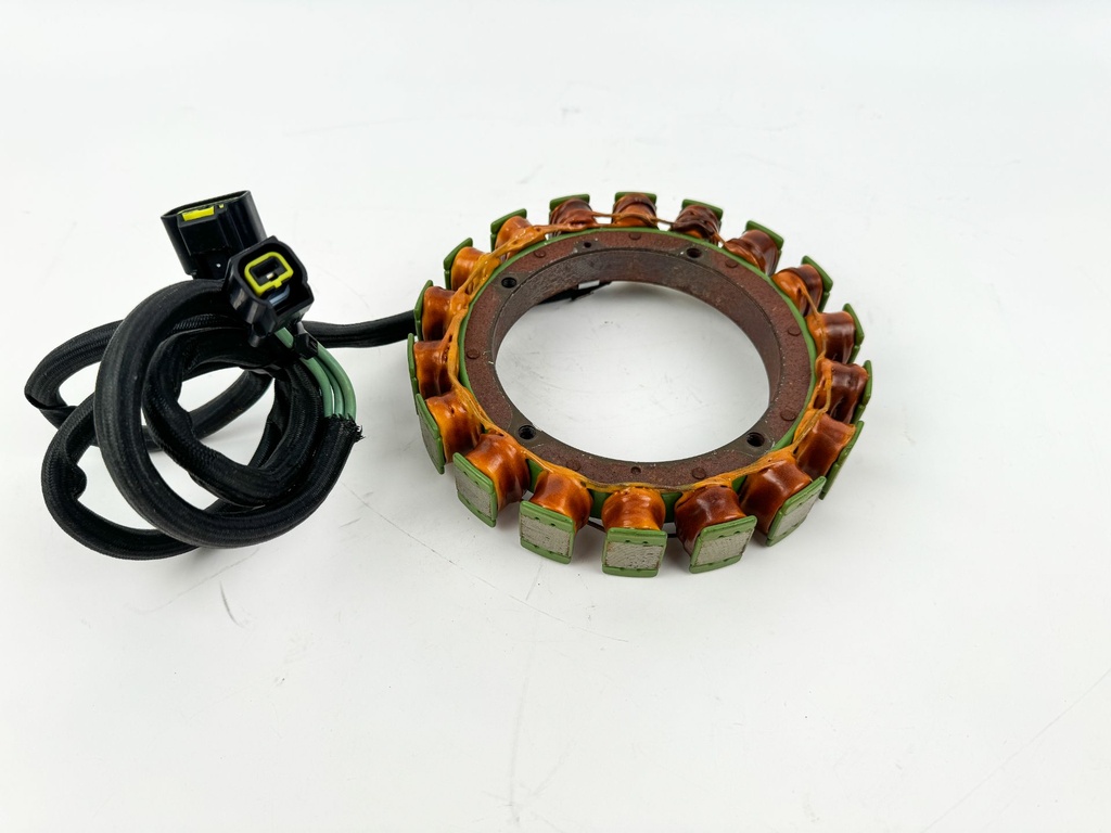 2003 Yamaha 200 HP 2 Stroke Outboard Stator Assembly 68F-81410-00-00 OEM