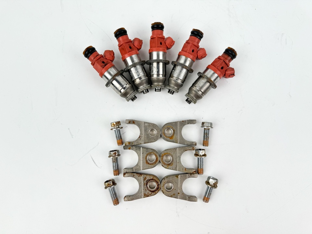 2003 Yamaha 200 HP 2 Stroke Outboard Fuel Injector Set of 568F-13761-00-00