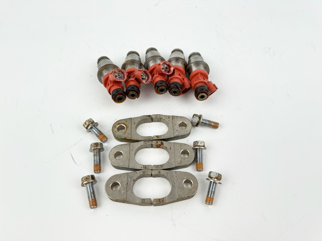 2003 Yamaha 200 HP 2 Stroke Outboard Fuel Injector Set of 568F-13761-00-00