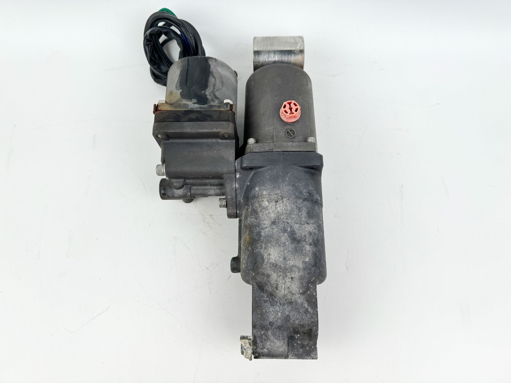 2004 Johnson 70 HP 4 Stroke Outboard Power Trim Tilt Unit 48502-90J13 OEM