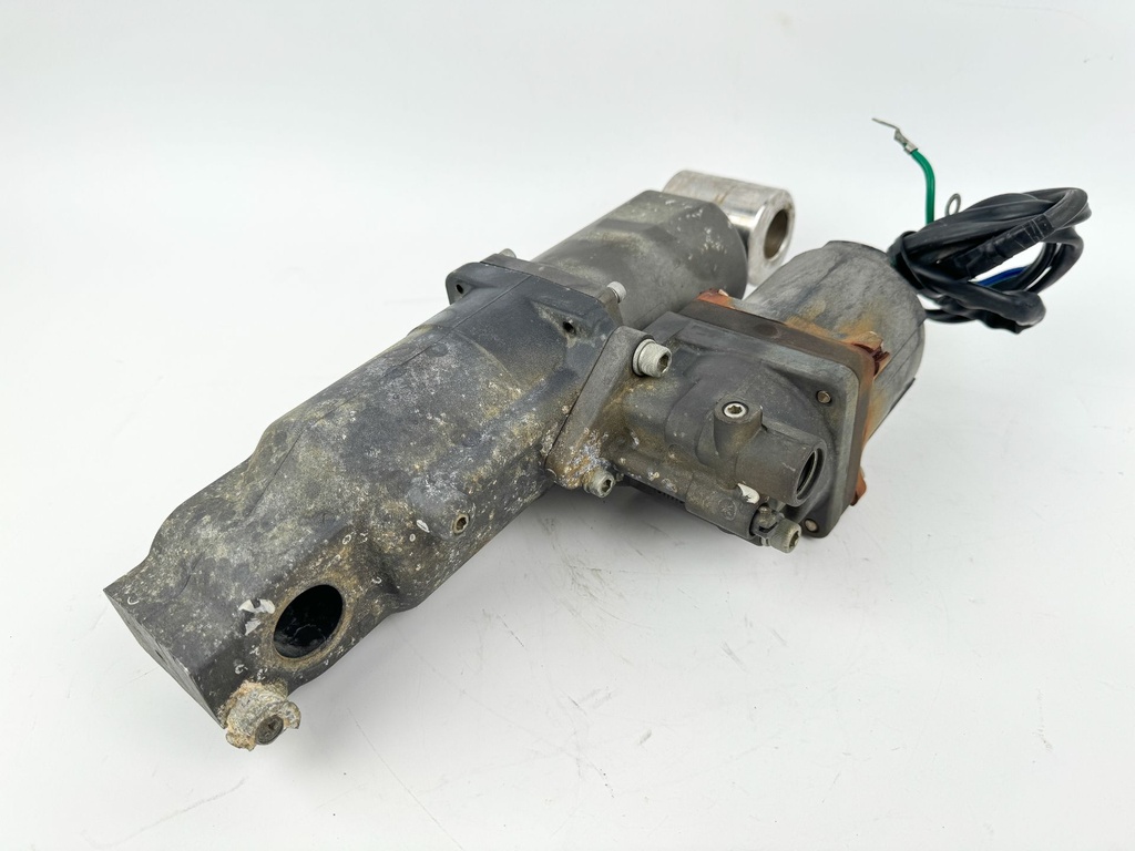 2004 Johnson 70 HP 4 Stroke Outboard Power Trim Tilt Unit 48502-90J13 OEM