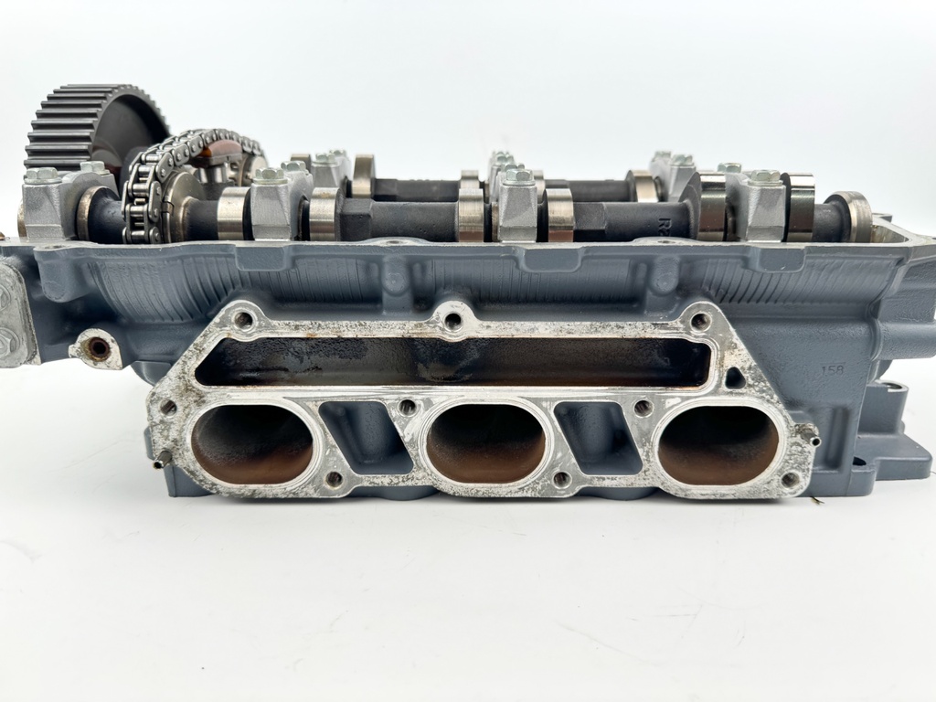 2004 Yamaha 200 HP 4 Stroke Outboard Port Cylinder Head 69J-W009C-02-1S OEM