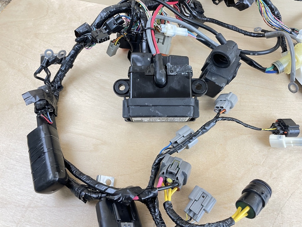 2011 Suzuki 90HP DF90A Outboard Engine Wiring Harness Assembly 36610-87L21