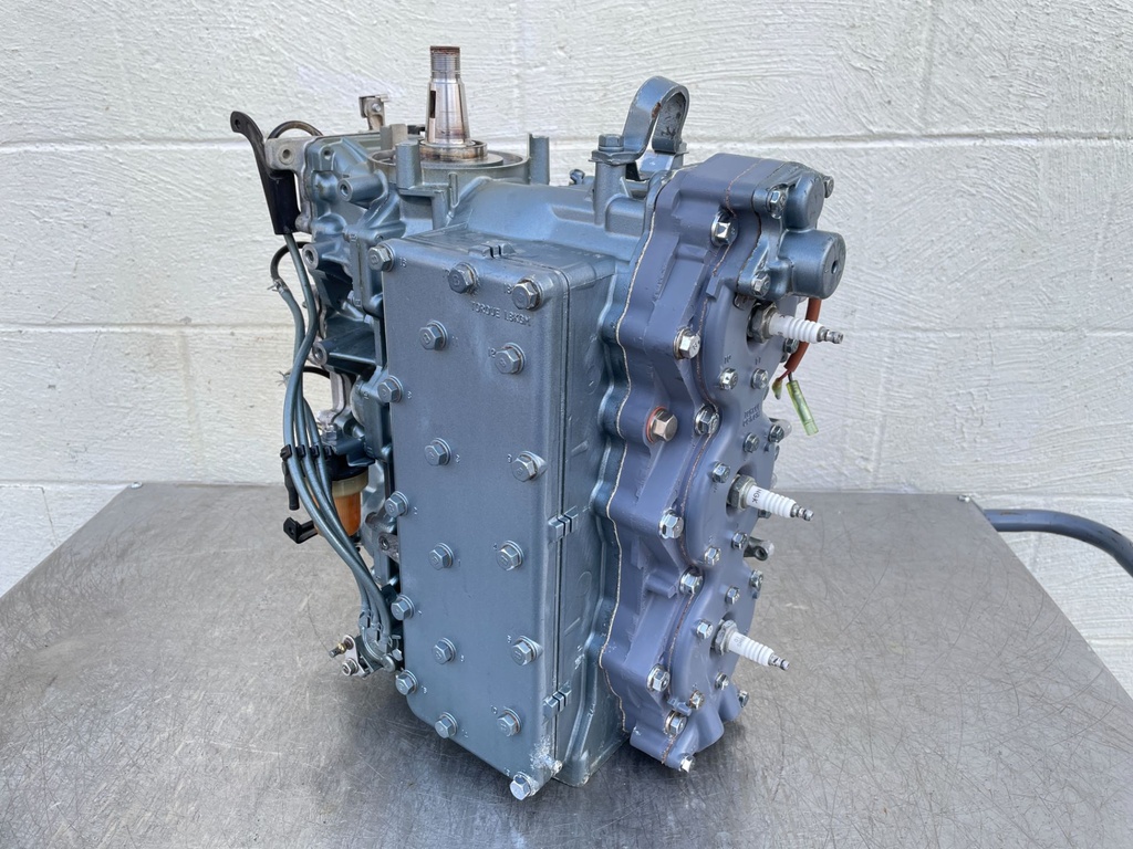 1987 Yamaha 90 HP 2 Stroke Outboard Powerhead 6H1-W0090-42-1S OEM