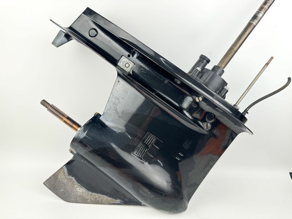 2007 Suzuki DF 200 225 250 HP 4 Stroke 30" Outboard Lower Unit Gear Case RH