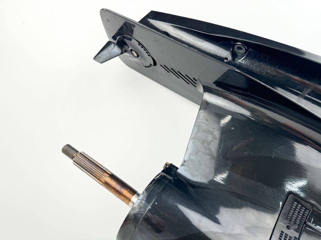 2007 Suzuki DF 200 225 250 HP 4 Stroke 30" Outboard Lower Unit Gear Case RH