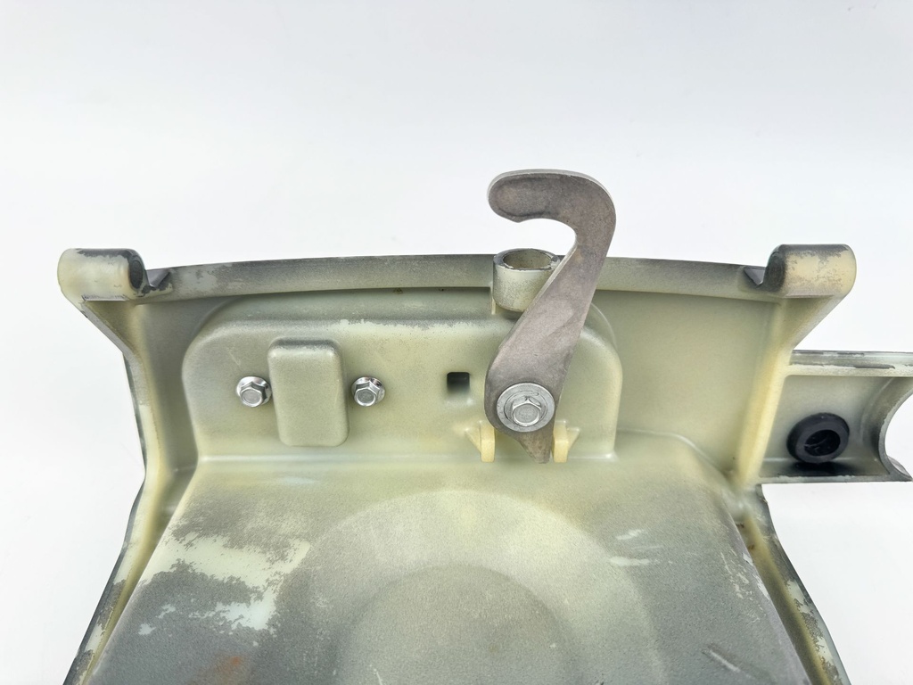 2007 Suzuki 250 HP 4 Stroke Outboard Front Panel Cowling Assembly 61831-93J01-0EP OEM