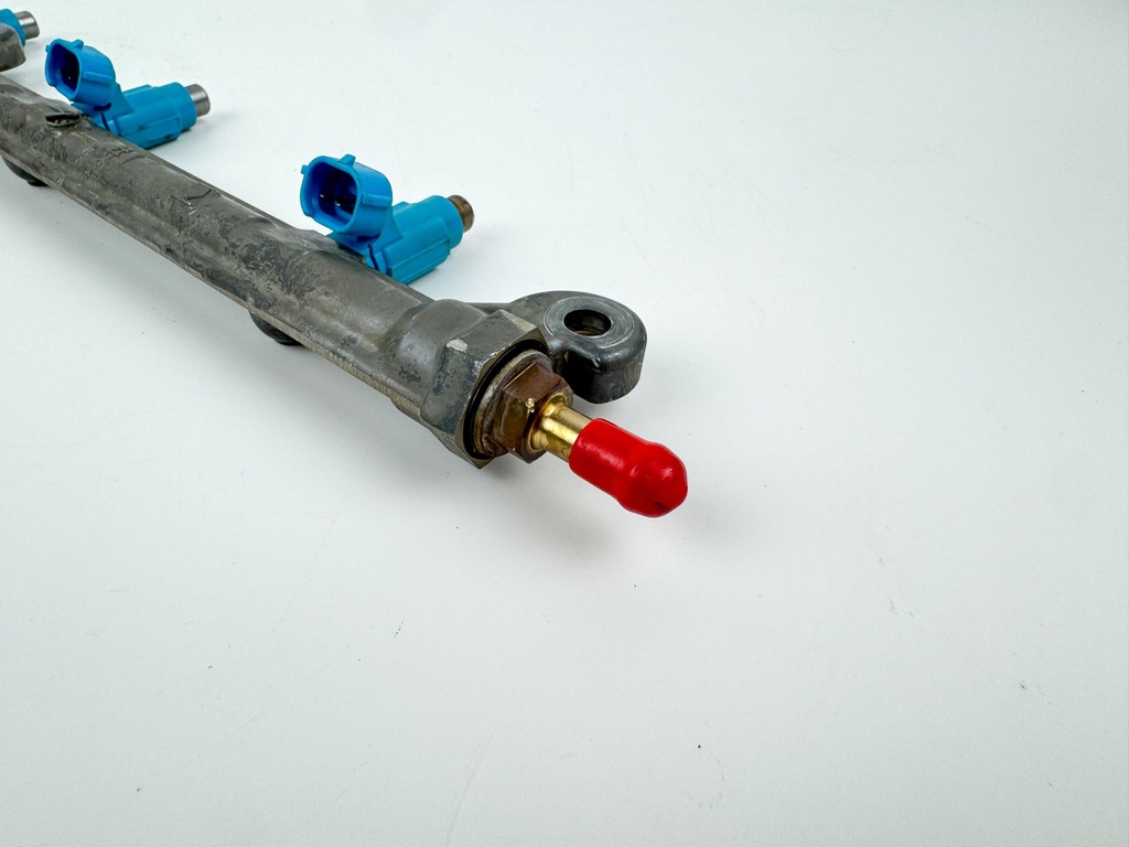 2007 Suzuki 250 HP 4 Stroke Outboard Fuel Injector Set W/ Rail 15710-93J00 OEM