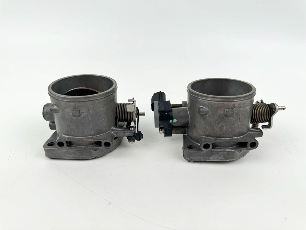 2007 Suzuki 250 HP 4 Stroke Outboard Throttle Body Assembly 13310-93J02 OEM