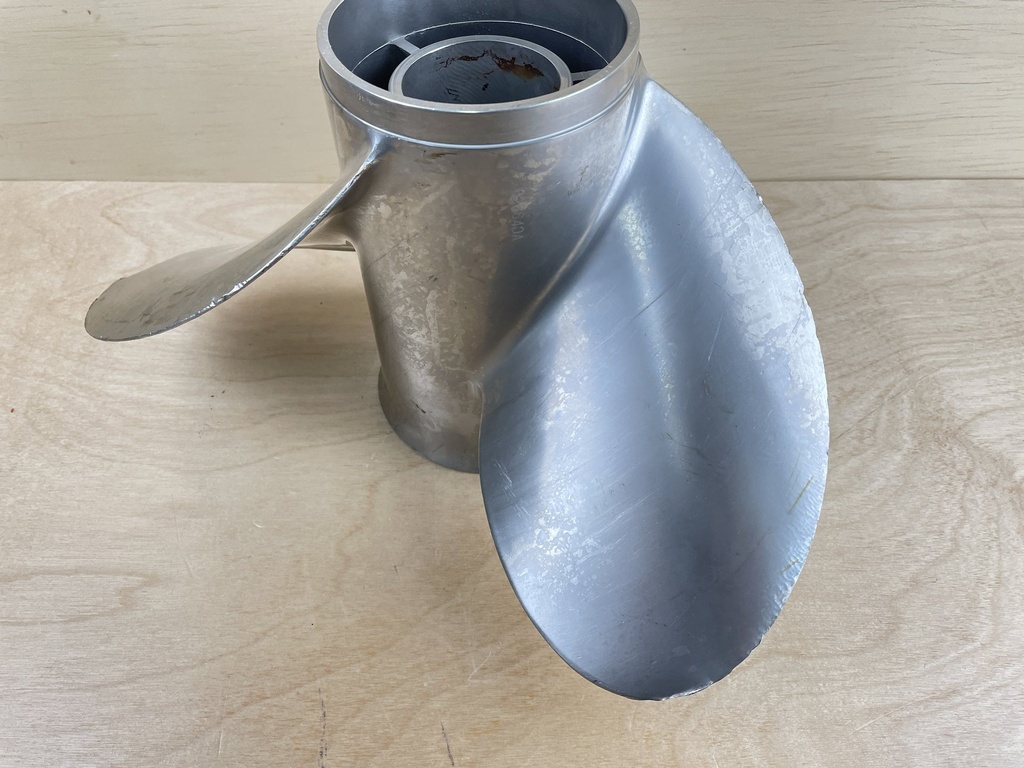 Evinrude Johnson Rebel TBX 15 3/8" x 18P RH Stainless Prop 763988