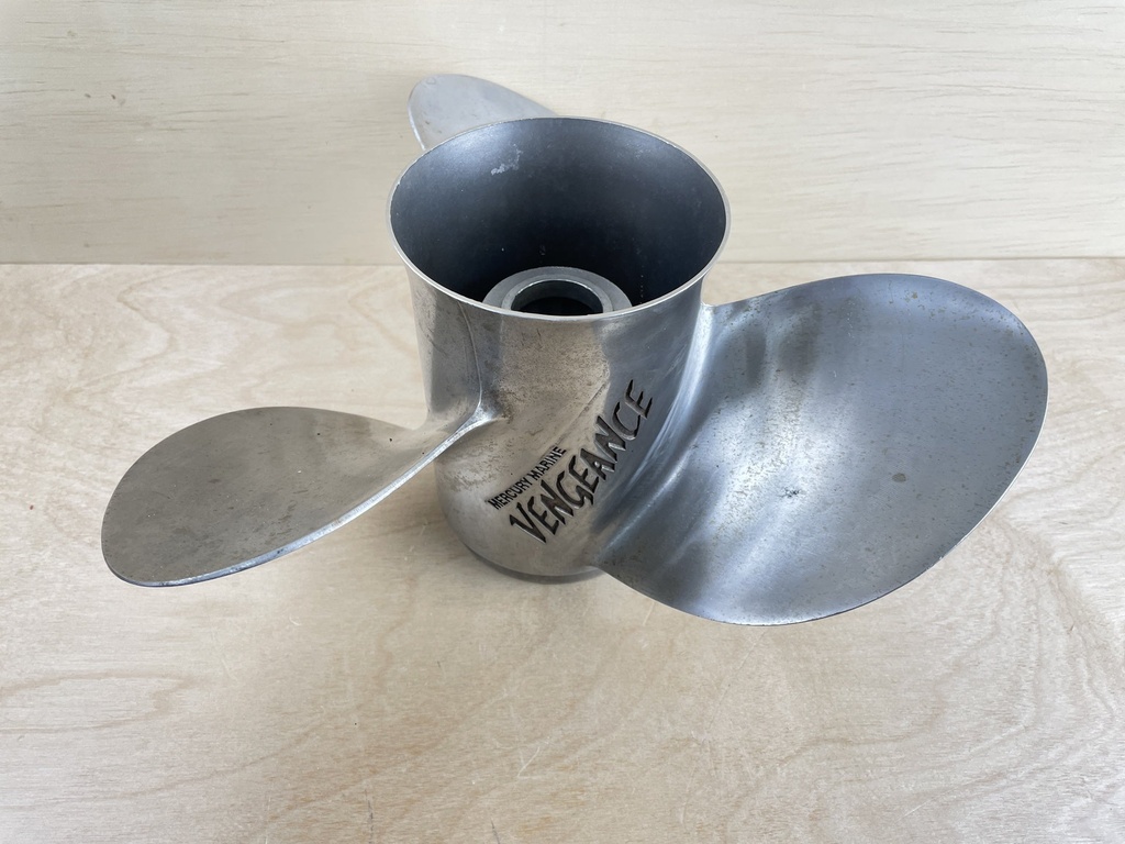 Mercury 48-16314 Vengeance RH 3-Blade 14″x 17P Stainless Steel Propeller