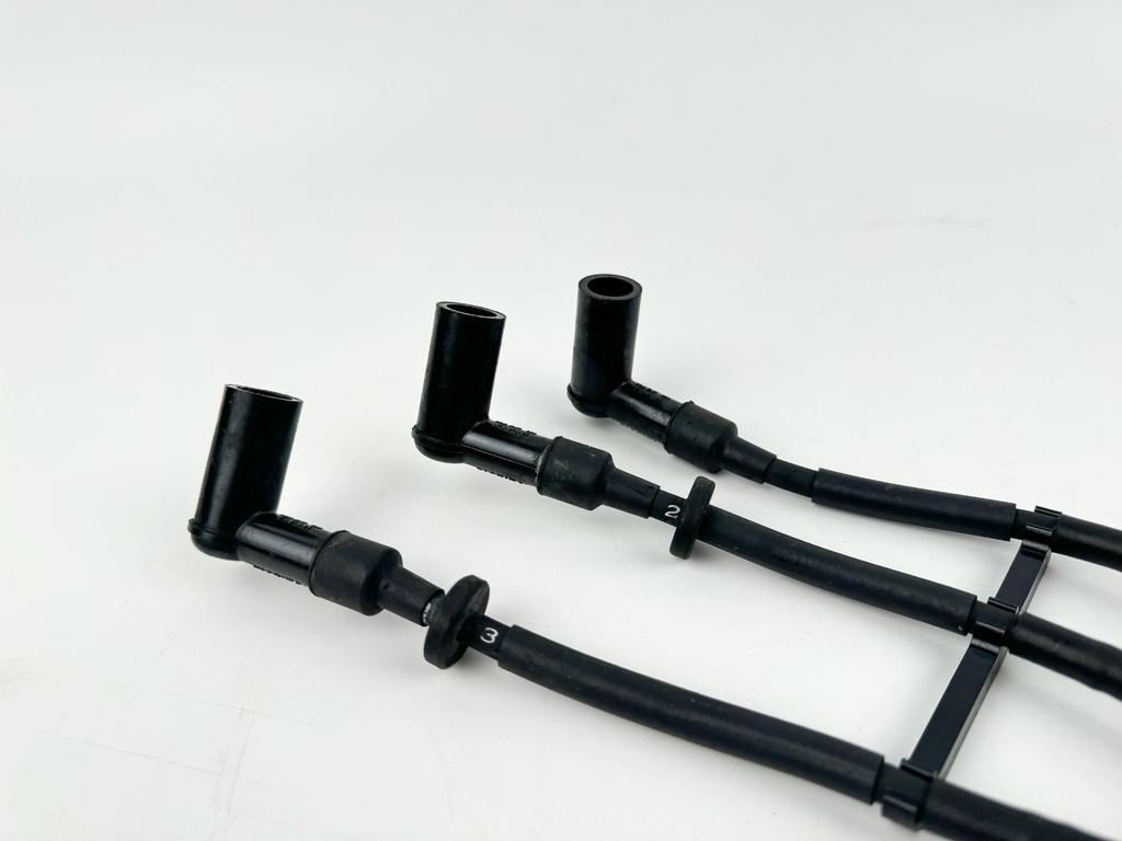 2007 Honda 50 HP 4 Stroke Outboard Ignition Coil Set 30500-ZW4-H01 OEM