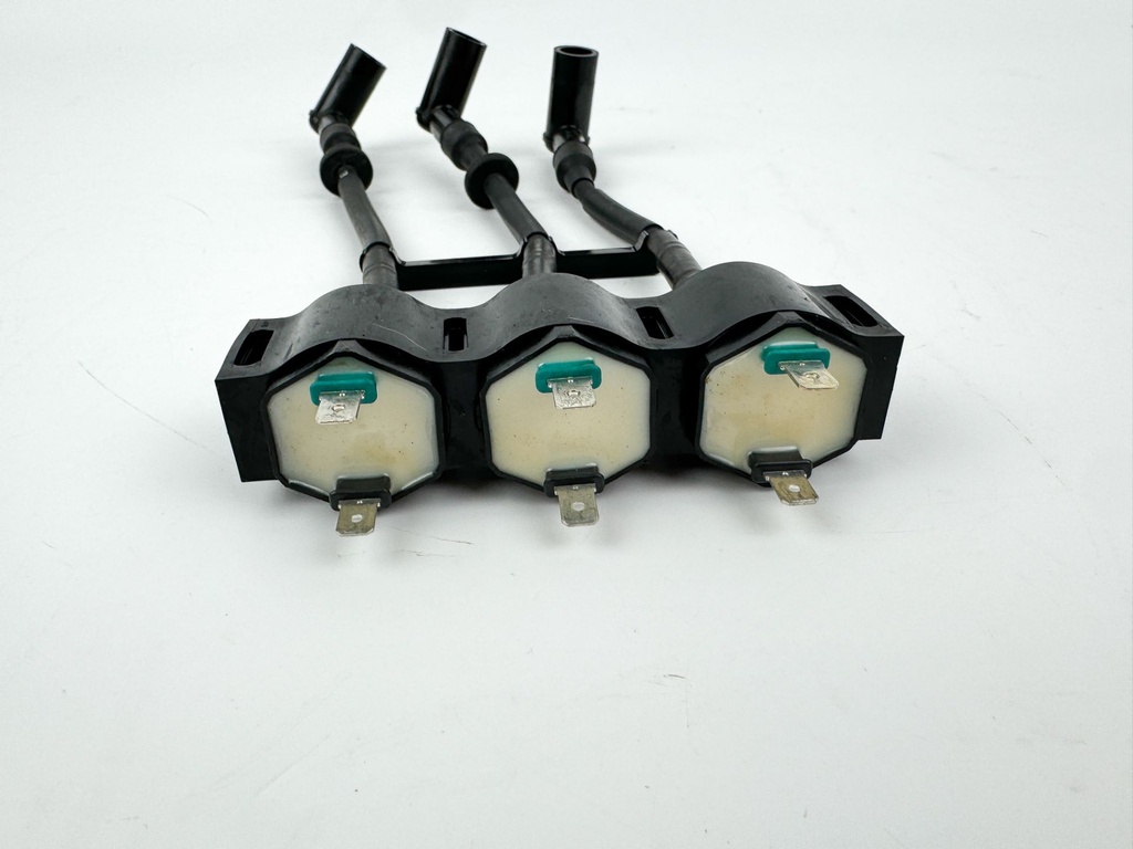 2007 Honda 50 HP 4 Stroke Outboard Ignition Coil Set 30500-ZW4-H01 OEM