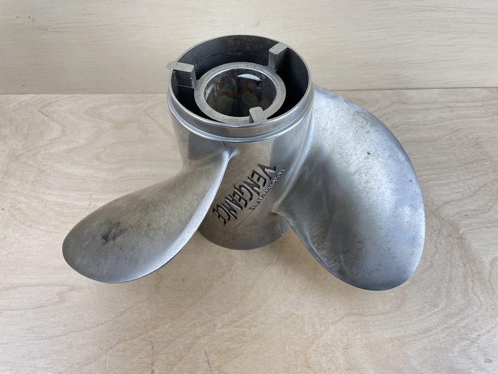 Mercury 48-16314 Vengeance RH 3-Blade 14″x 17P Stainless Steel Propeller