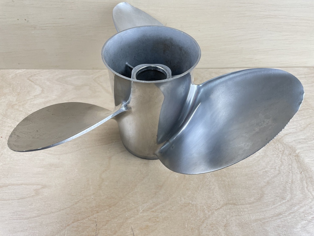 Evinrude Johnson Viper TBX Stainless Propeller 14 3/4" x 17P RH Prop 763914